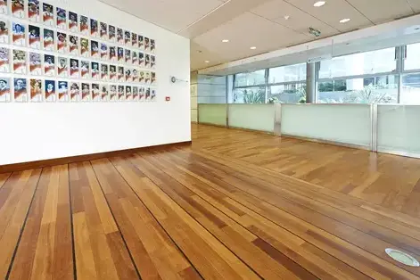 parqueteur Plouédern-1