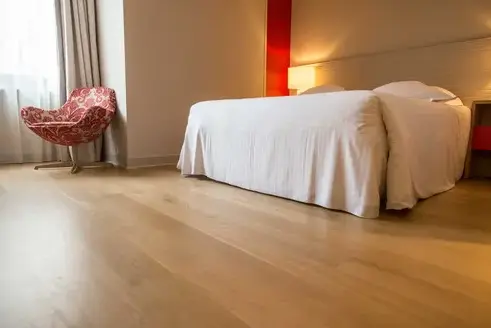 pose et rénovation parquet massif à Plouarzel - image 3