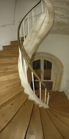 rénovation d'escaliers en bois à Plabennec - image 2