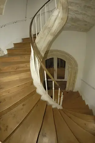 rénovation d'escaliers en bois à Plouarzel - image 4